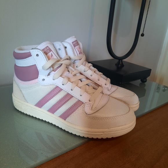 Pink Adidas Top Ten - Picture 1 of 4